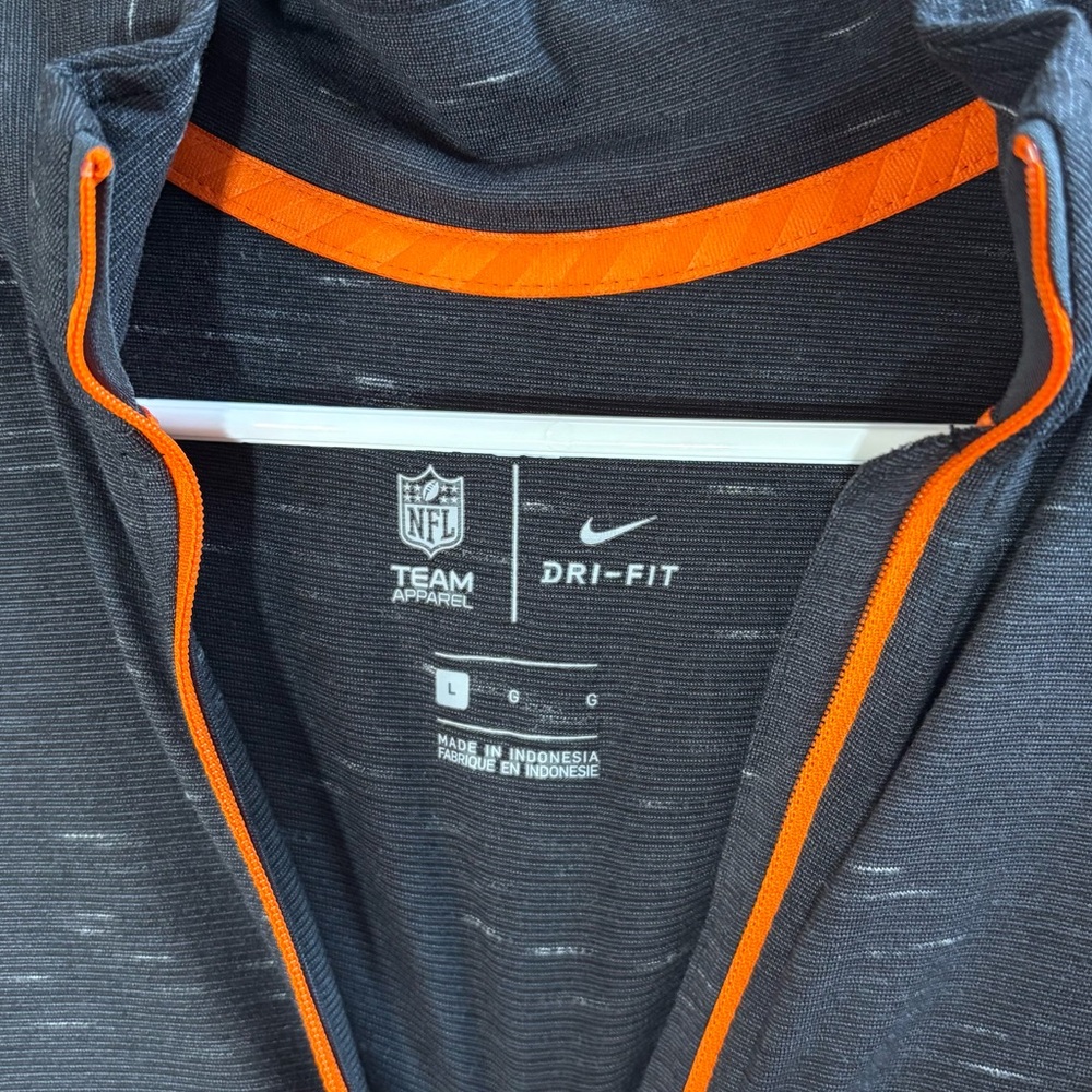 Bengals Quarter Zip - Nike Dri-Fit - Picture 4 of 6